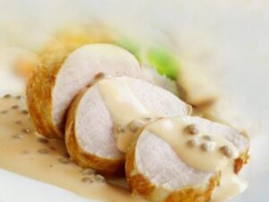 Varkenshaas medaillons in peperroomsaus